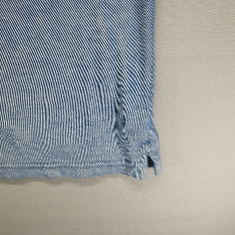 Banana Republic Men's Polo Shirt Size Medium Blue